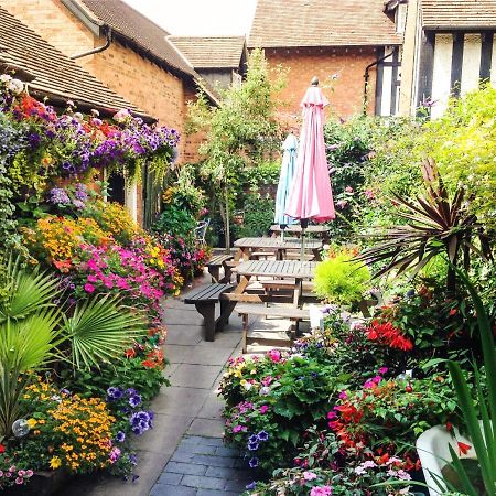 Bournville House & Cafe Бирмингем Экстерьер фото